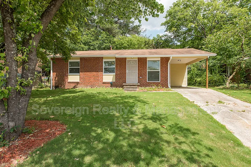 455 Bolton Rd NW
