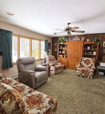 3rd image of 76 Mount Hermon Rd