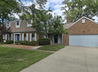 276 Bellefonte Cir, Russell, KY 41101