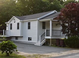 10 Lambert St, Acushnet, MA 02743