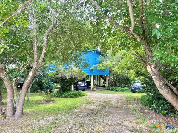 491 Carancahua Blvd, Palacios, TX 77465