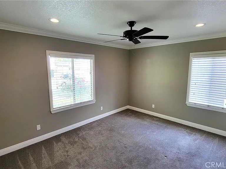 14107 Putnam St — Photo 10