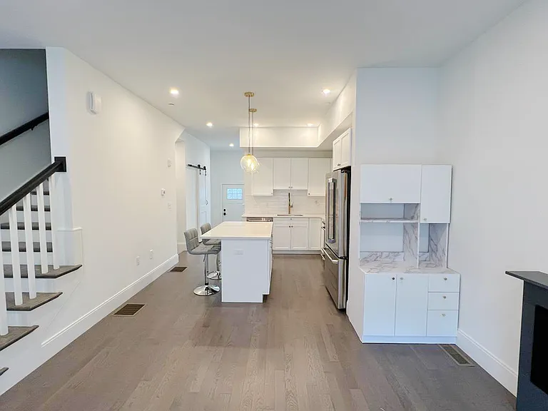 23 Charles Park Rd #23 — Photo 6