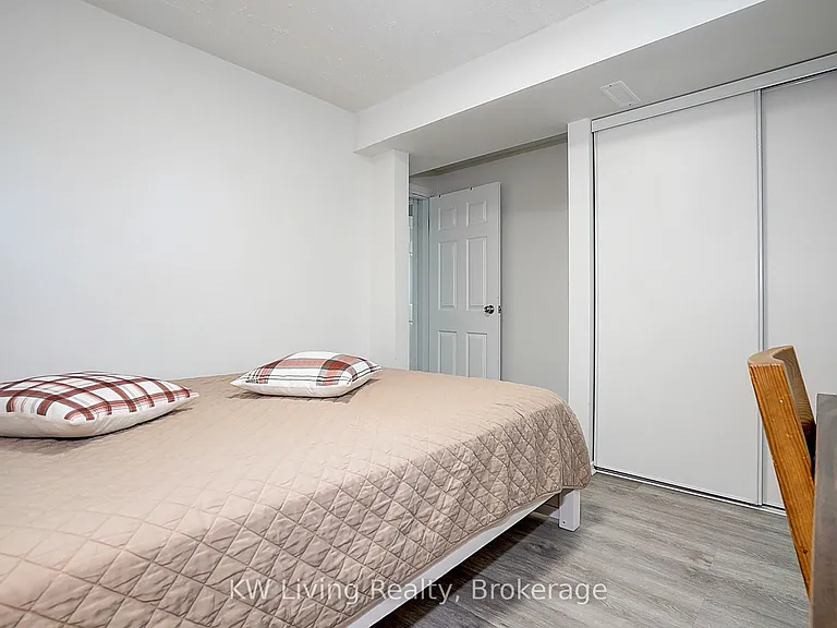 78 Roywood Dr #BASEMENT BACK — Photo 23