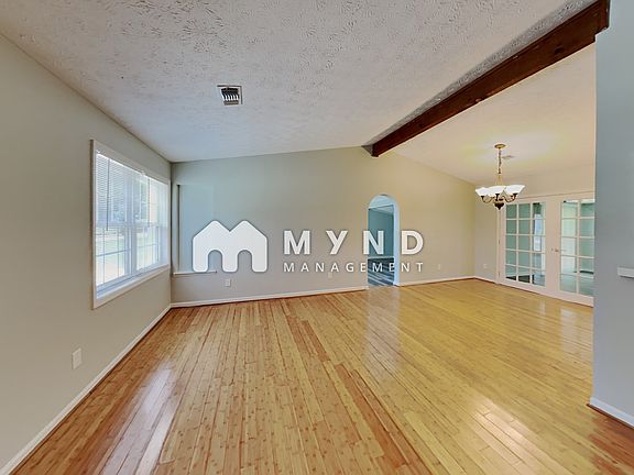 2nd image of 197 Chase Woods Cir