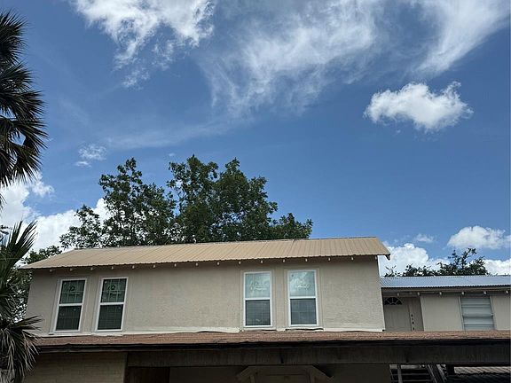 2nd image of 618 S 6th St