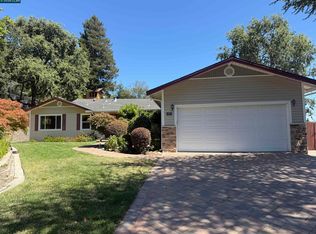1271 Summit Rd, Lafayette, CA 94549