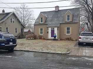 18 Dalton Pl, Springfield, MA 01109