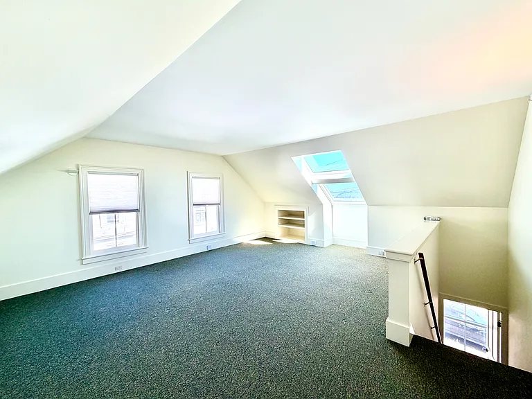 200 Main St #202 — Photo 32
