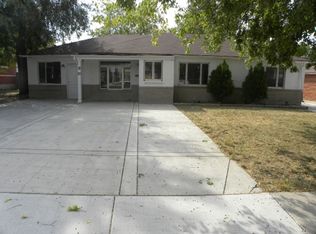 1221 Salem St, Aurora, CO 80011
