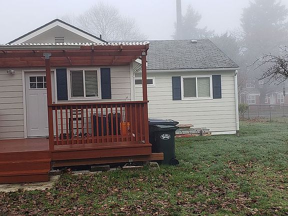 3rd image of 3118 84th St S