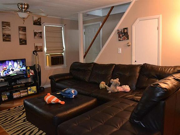5th image of 34 Grand St