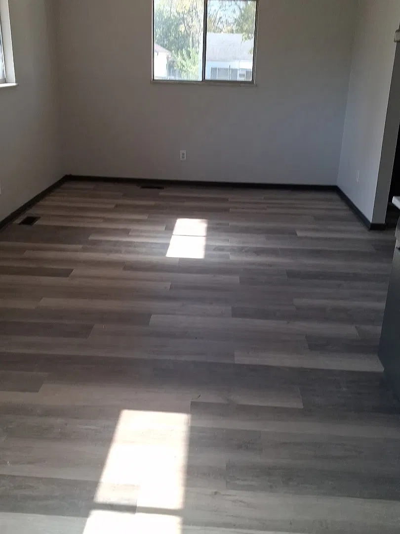 3 bed, 1.5 bath, 1300 sqft, $1,600 — Photo 3