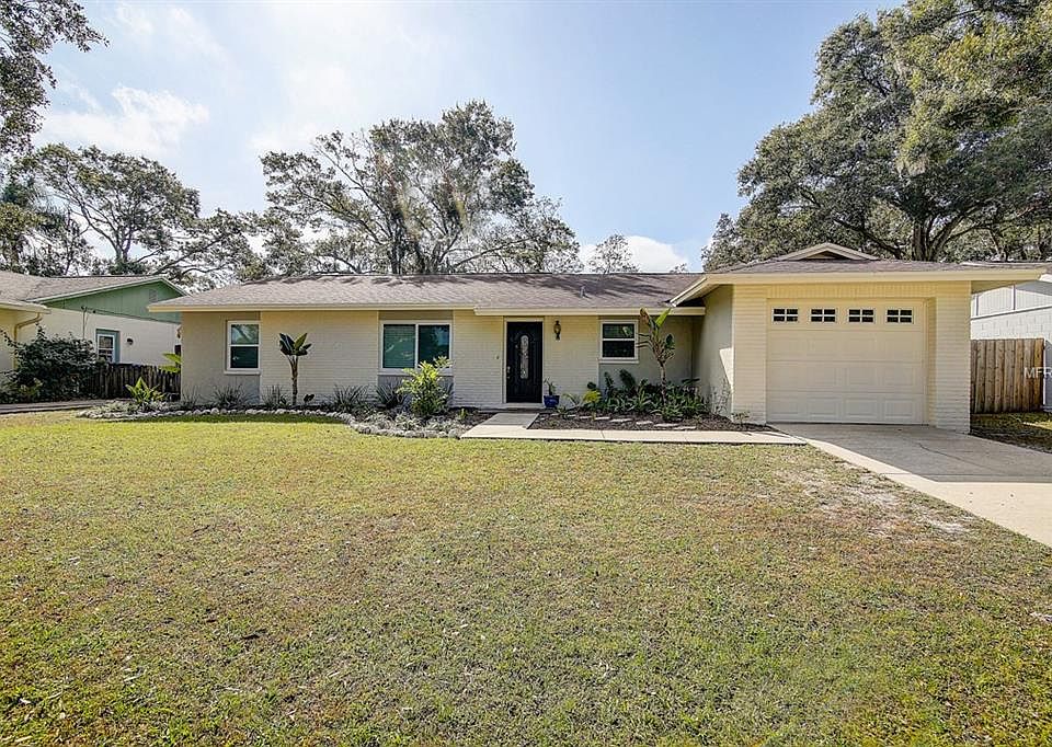 1st image of 10716 Airview Dr