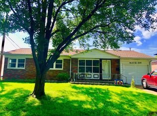 9230 Pinto Dr, Saint Louis, MO 63123