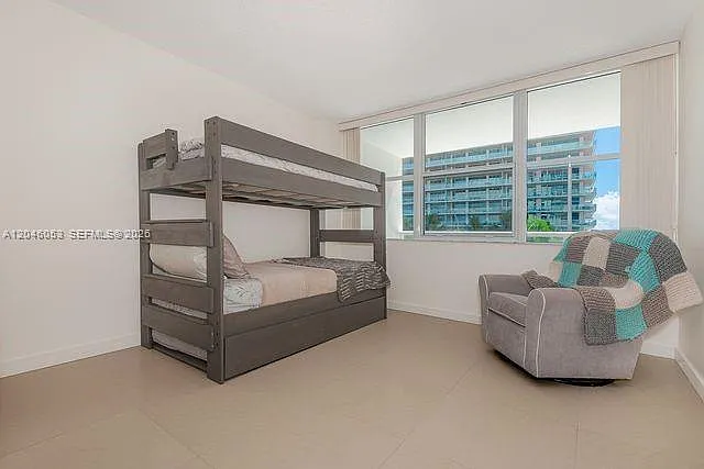 5750 Collins Ave #3J — Photo 8