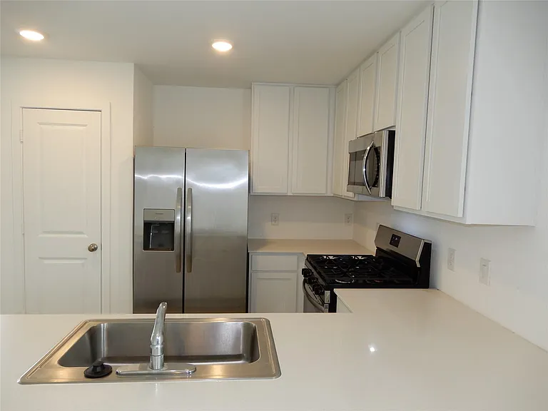 21102 Trivento Dr — Photo 5