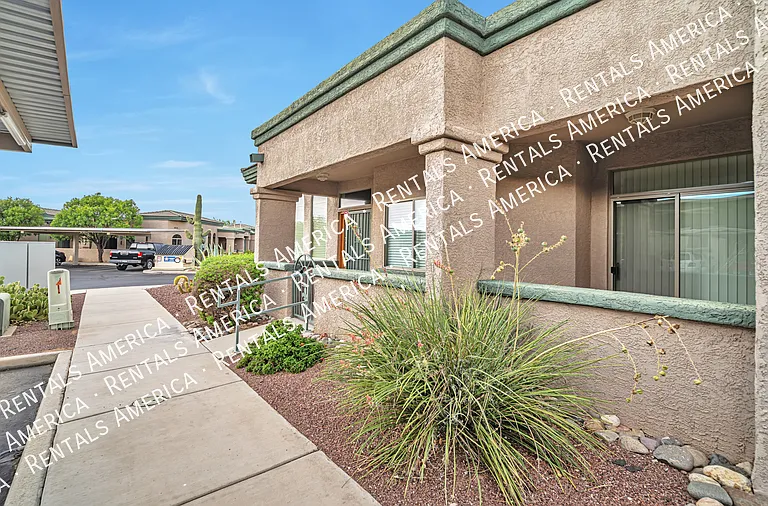 3320 S Treasure Cove Pl — Photo 1