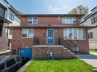1222 16th St, Fort Lee, NJ 07024