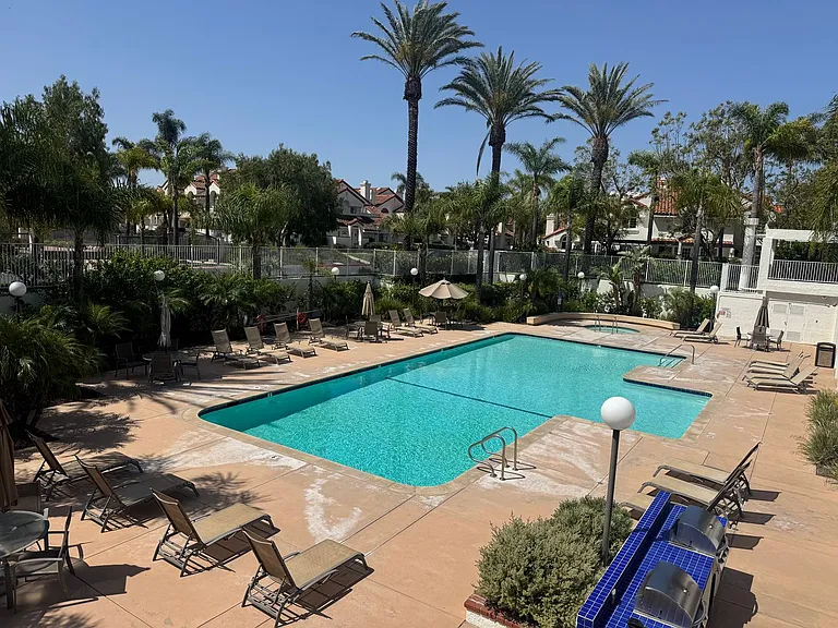 226 Camino Cortina — Photo 25
