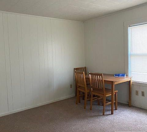 4th image of 113 Moss St