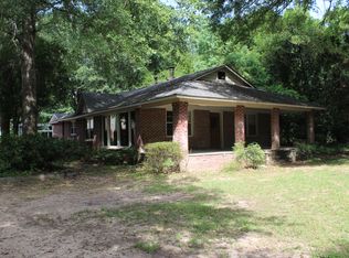 2156 Jess Lyons Rd, Columbus, MS 39705