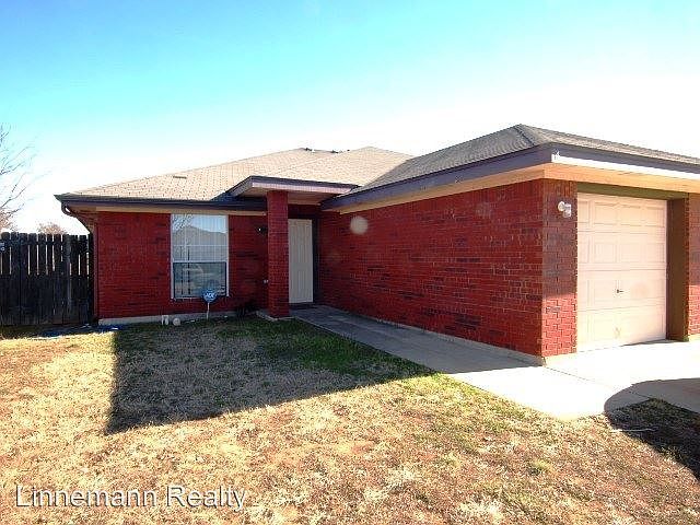 1st image of 4508 Bowles Dr #A