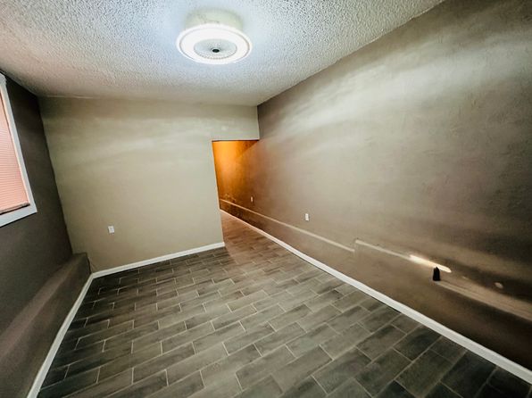 (undisclosed Address)