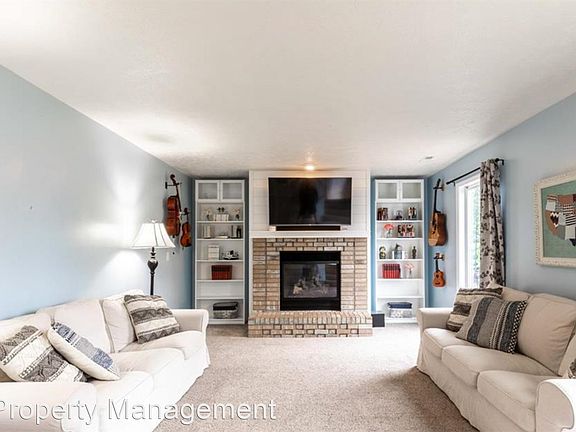 3rd image of 14413 S 35th St