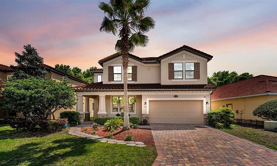 1st image of 1826 ALTAVISTA CIRCLE