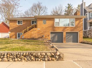 153 Van Buren St, Chelsea, MI