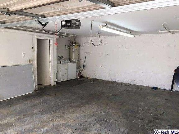 4th image of 15012 Parthenia St Unit 3