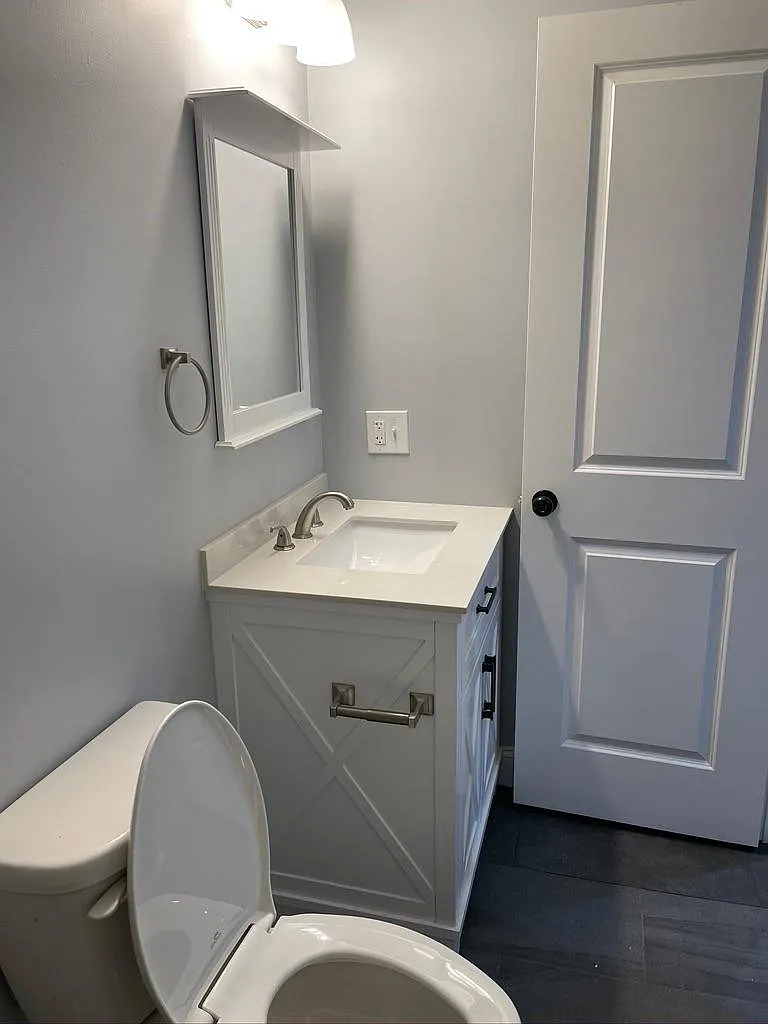 321 Friendship St — Photo 4