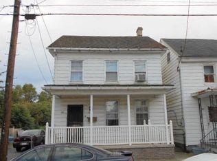 319 W John St, Martinsburg, WV