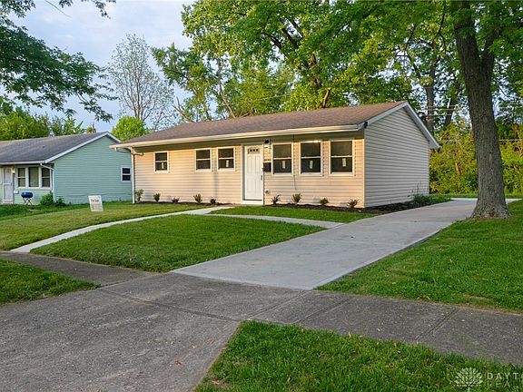 2nd image of 1490 Azalea Dr