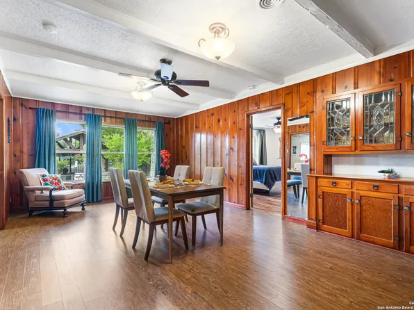 182 W Arrowhead, San Antonio, TX 78228