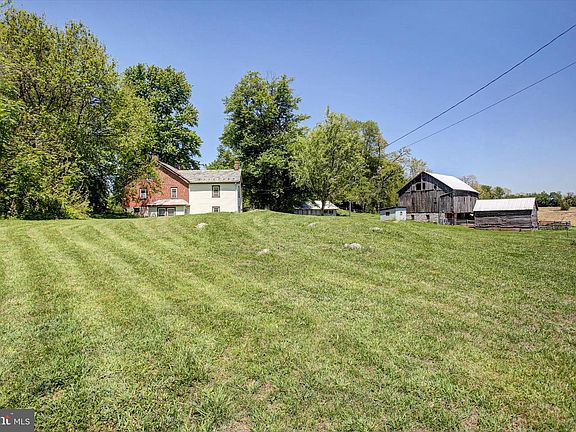 3rd image of 10935 Hades Church Rd