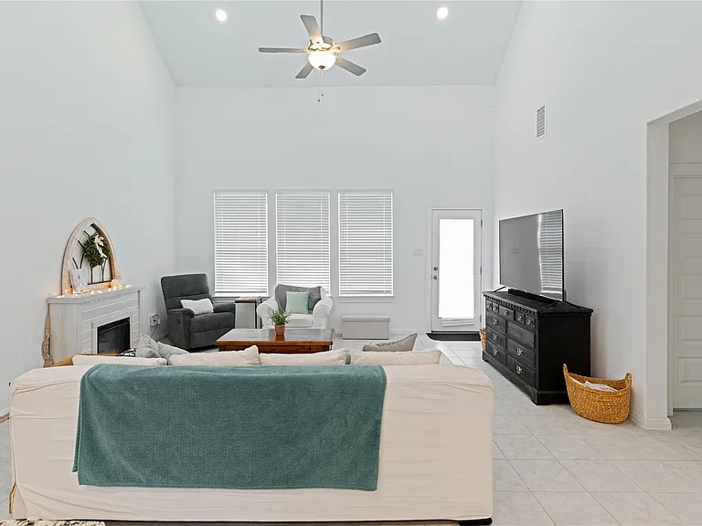 237 Sand Lily Ln — Photo 31