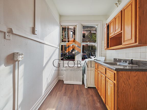 2nd image of 539 Van Nest Ave #1F