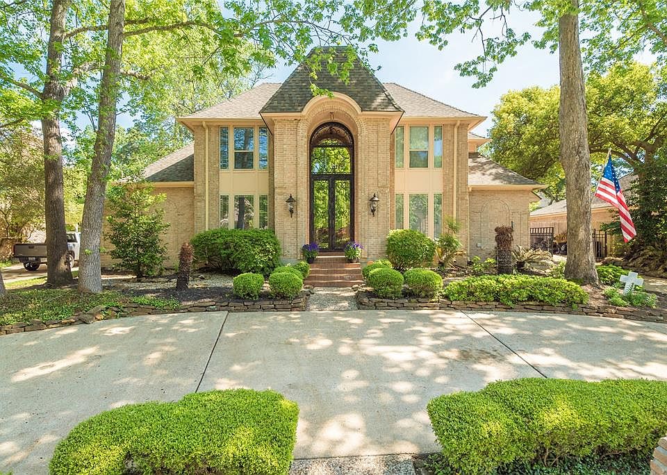 1st image of 4822 River Hill Dr