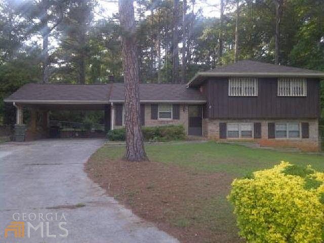 1st image of 132 Amberwood Cir SE