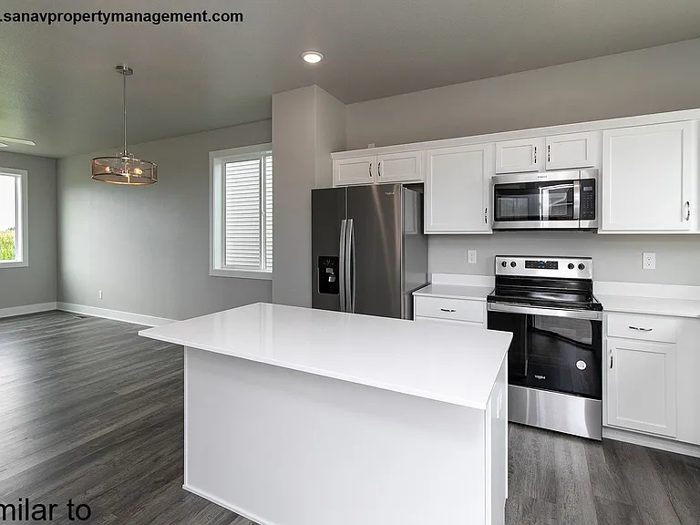 3901 NE 6th St — Photo 5