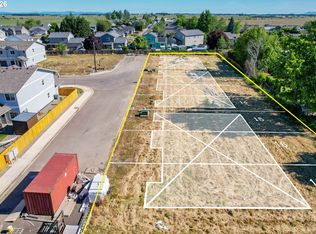 790 Monarch Way, Harrisburg, OR 97446