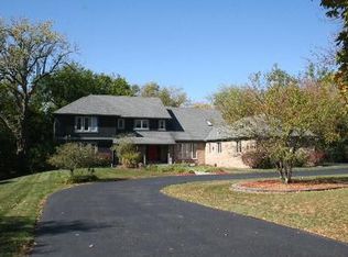 21680 Cambridge Dr, Kildeer, IL