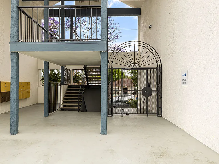 Mar at Grove — Photo 16