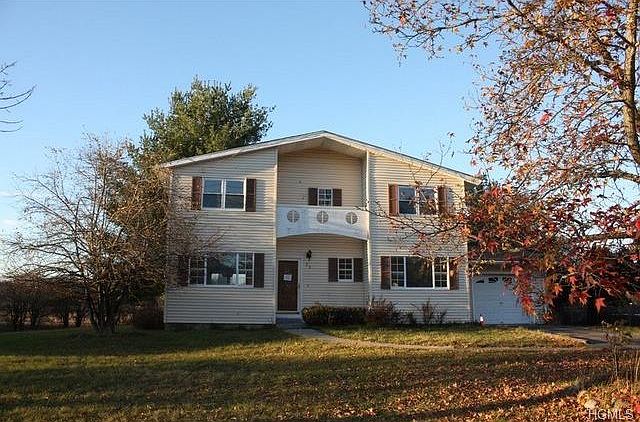 1st image of 38 Wedgewood Dr