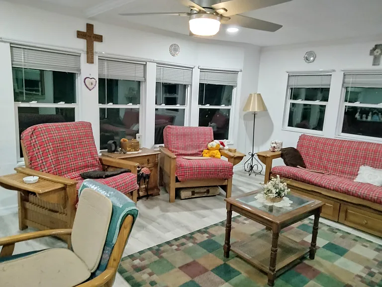 63 Windward Ct — Photo 5
