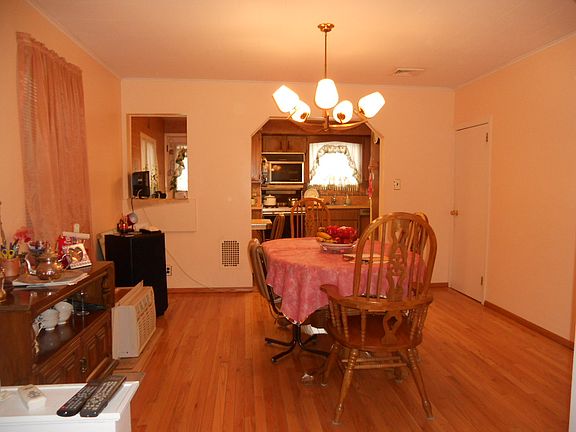 5th image of 8814 91st Ave