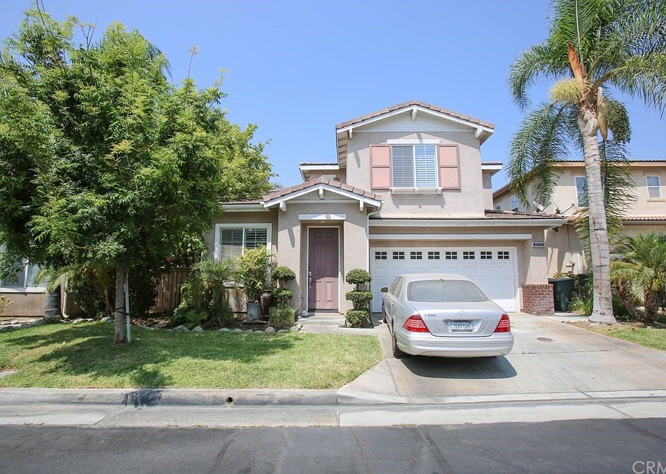 2nd image of 3233 E Drycreek Rd