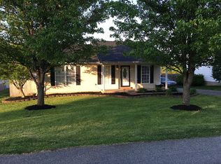 1405 Wendy Dr, Lawrenceburg, KY 40342